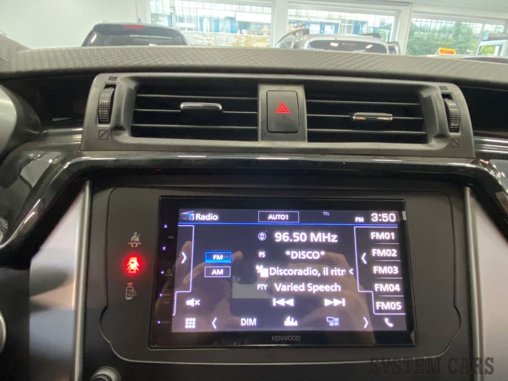 Mahindra KUV100 nuova a Monza e Brianza (14)