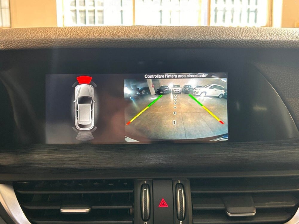 Alfa Romeo Stelvio usata a Verona (15)
