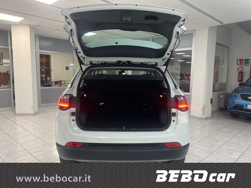 Jeep Compass nuova a Torino (16)