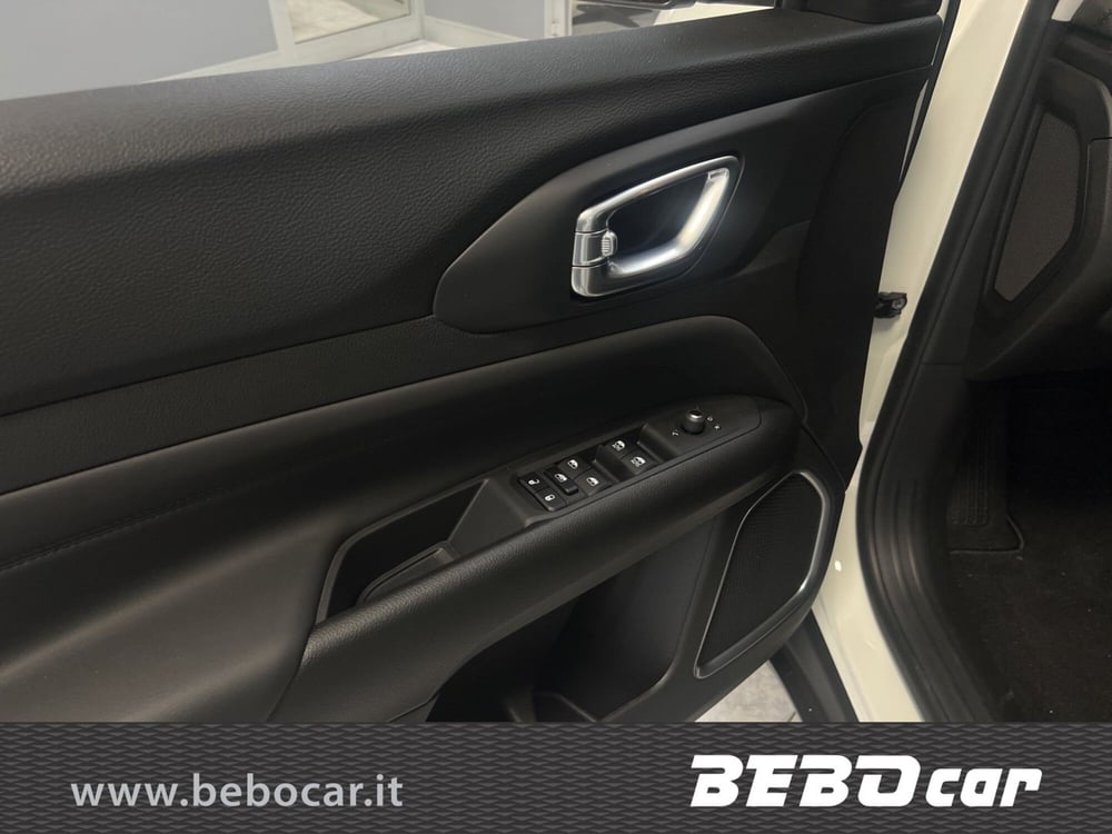 Jeep Compass nuova a Torino (17)