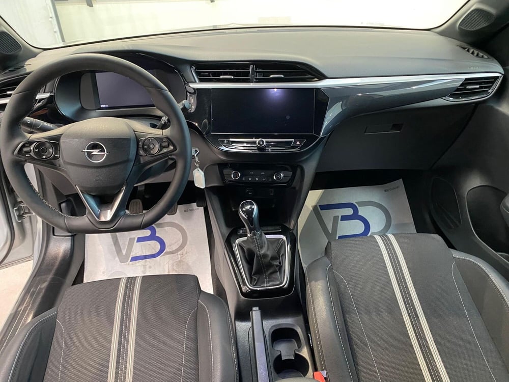 Opel Corsa usata a Milano (12)