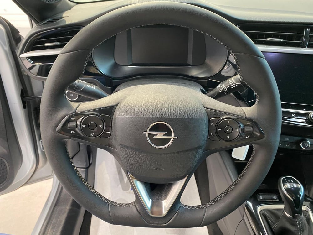 Opel Corsa usata a Milano (13)