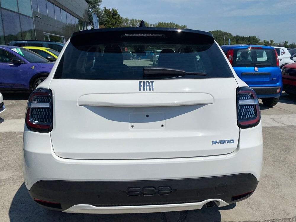 Fiat 600 nuova a Milano (4)