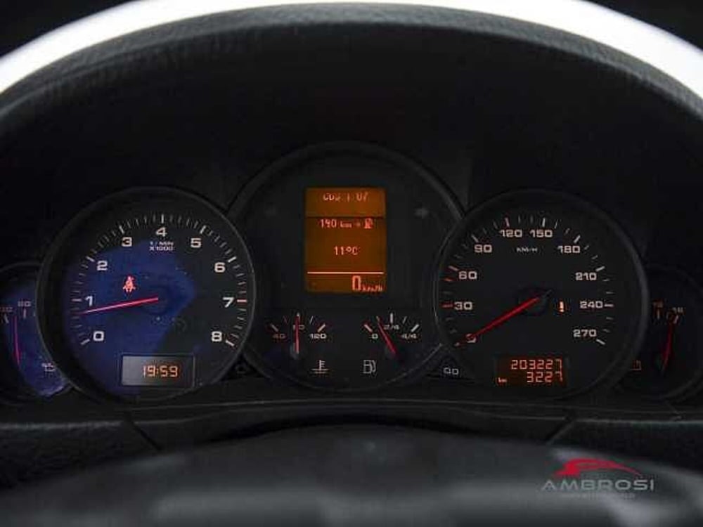 Porsche Cayenne usata a Viterbo (13)