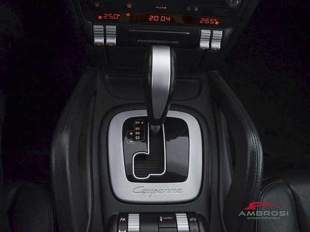 Porsche Cayenne usata a Viterbo (20)