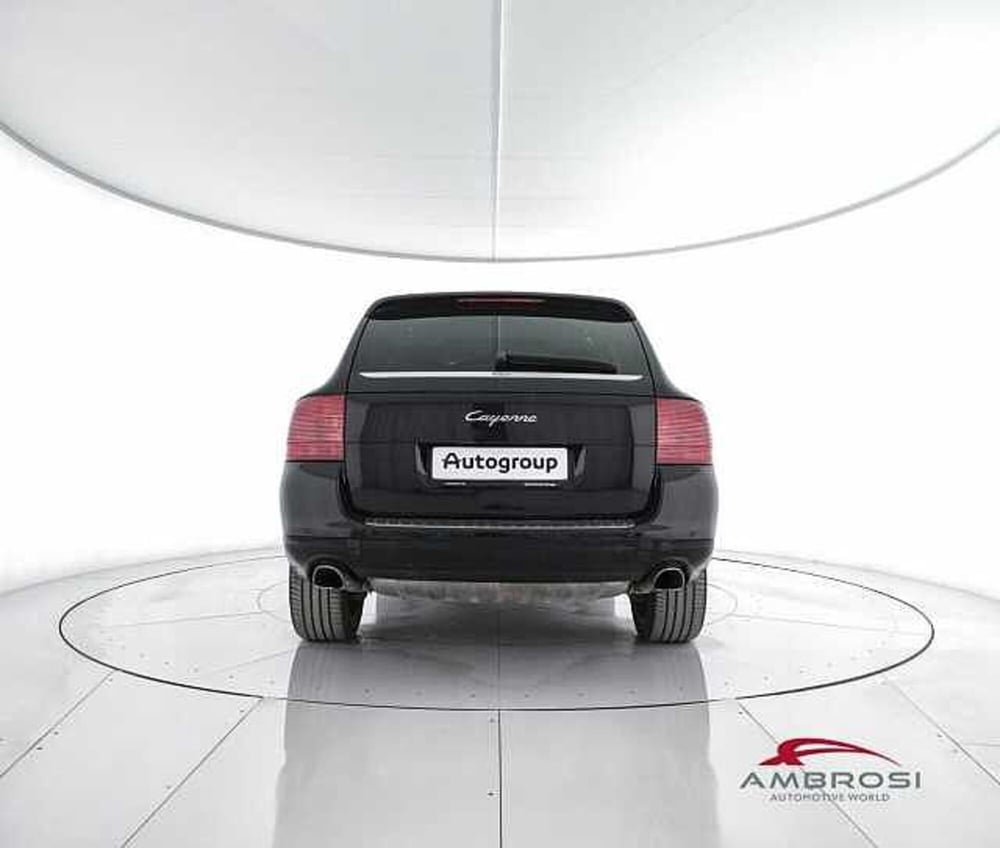 Porsche Cayenne usata a Viterbo (6)