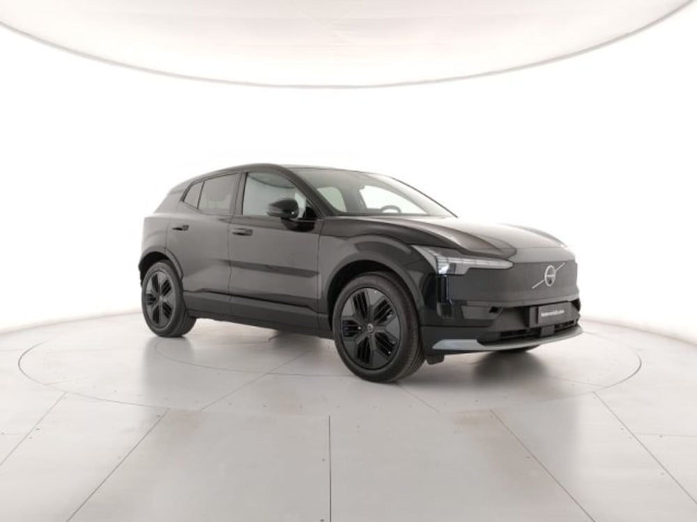 Volvo EX30 Cross Country nuova a Modena (6)