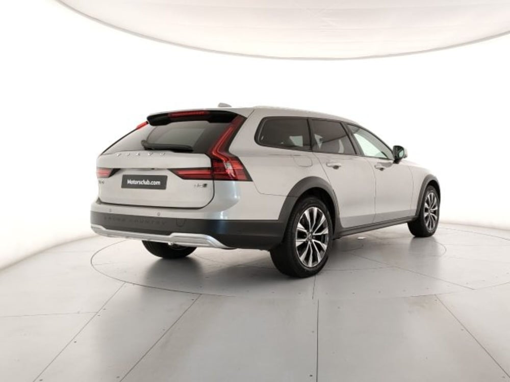 Volvo V90 Cross Country nuova a Modena (5)