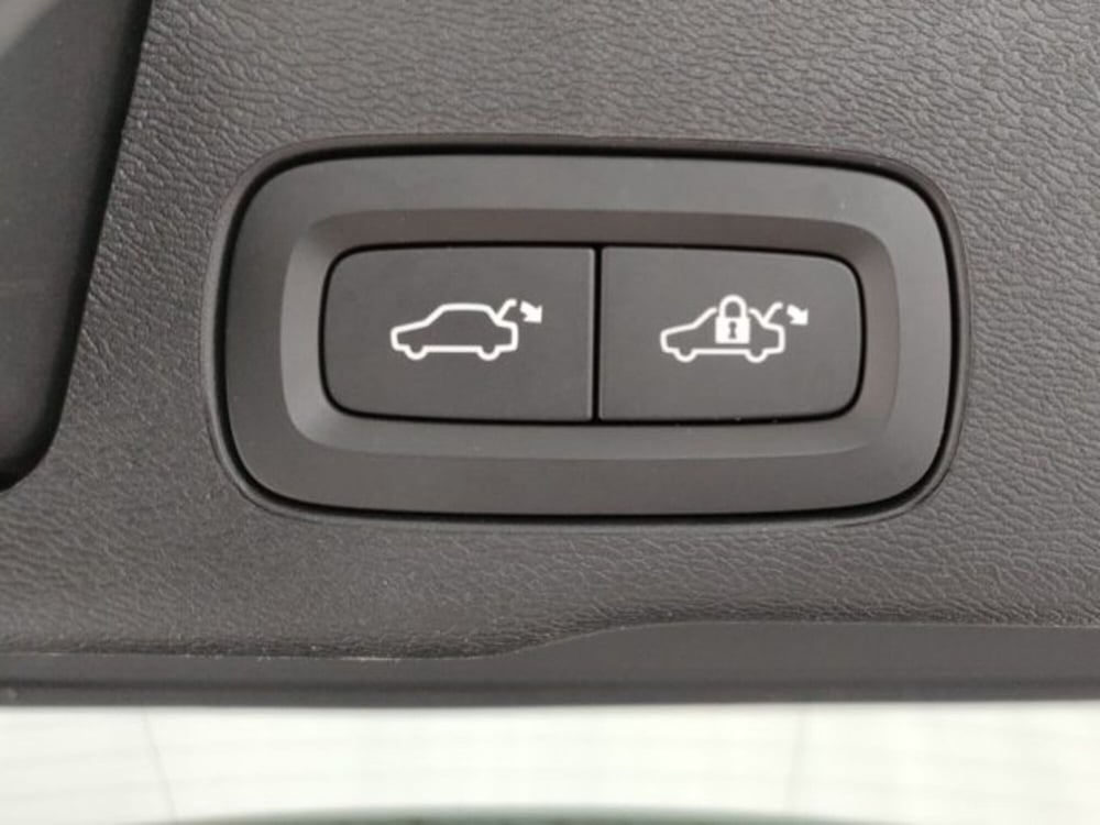 Volvo XC60 usata a Modena (12)