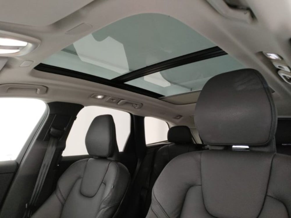 Volvo XC60 usata a Modena (9)