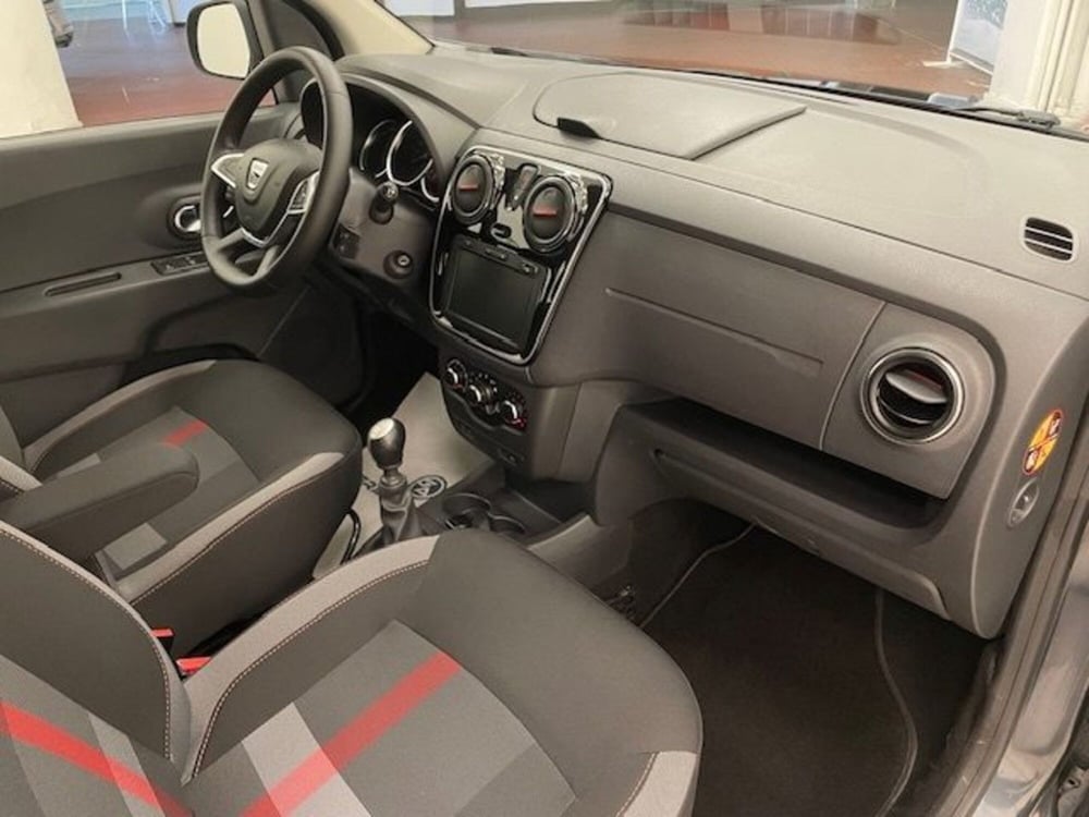 Dacia Lodgy usata a Alessandria (6)