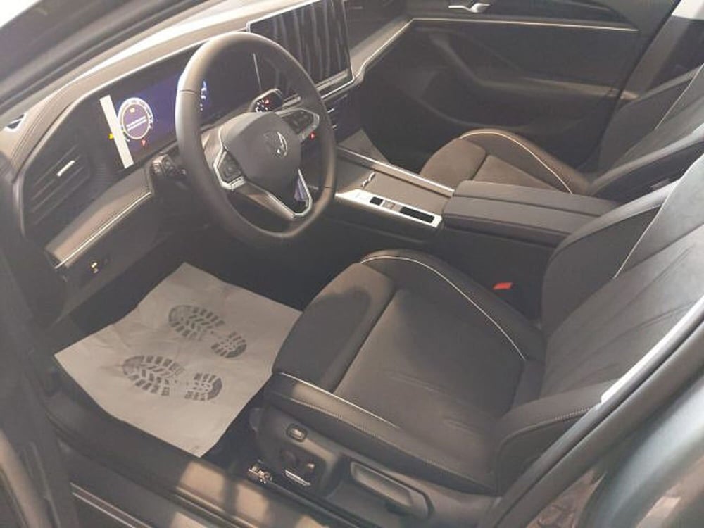 Volkswagen Passat nuova a Vicenza (6)