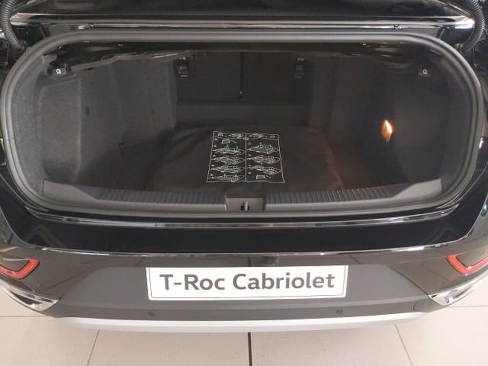Volkswagen T-Roc Cabrio nuova a Vicenza (12)