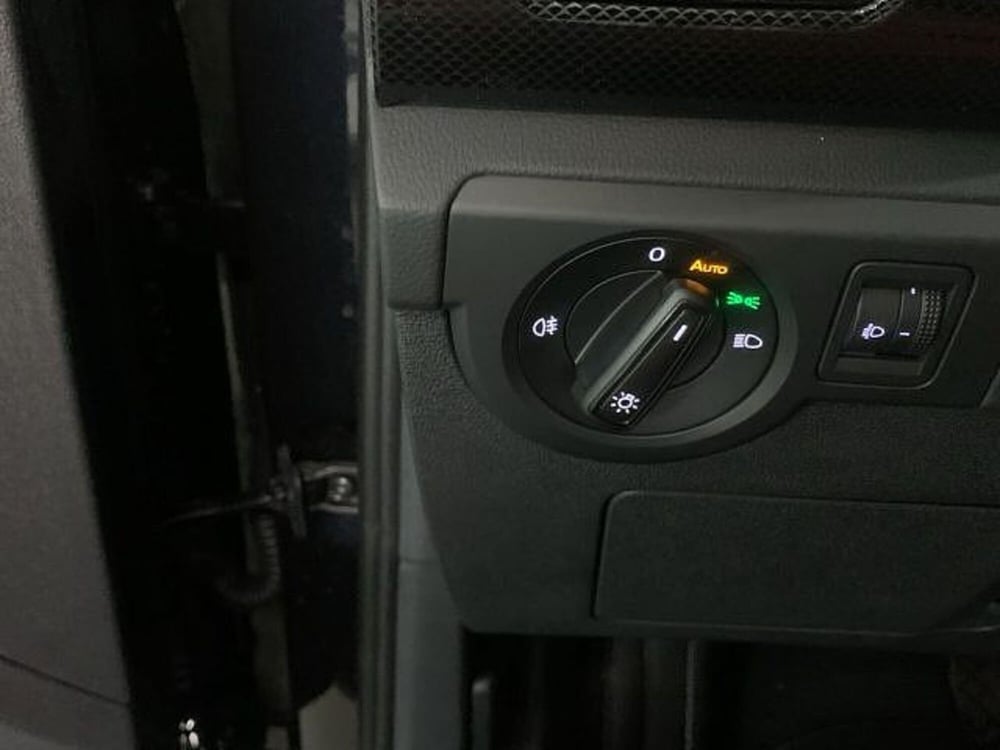 Volkswagen T-Cross nuova a Vicenza (10)