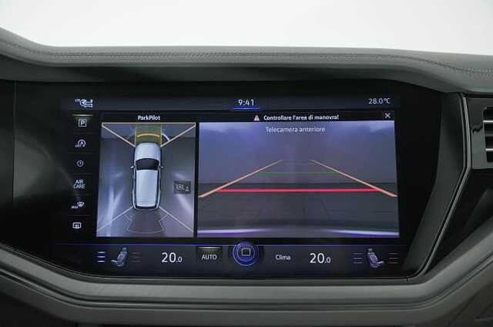 Volkswagen Touareg usata a Como (19)