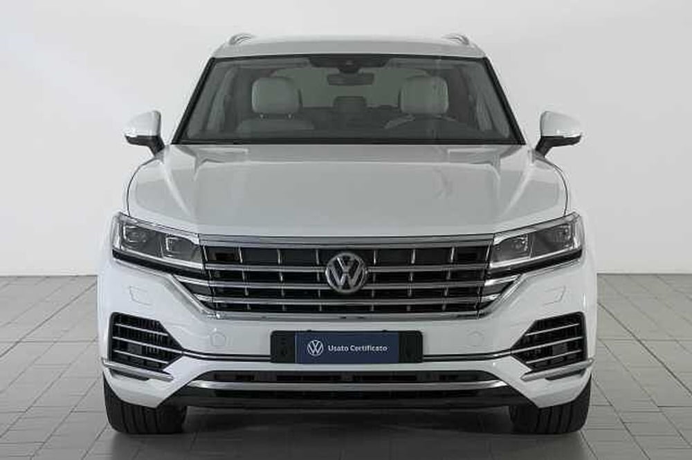 Volkswagen Touareg usata a Como (2)