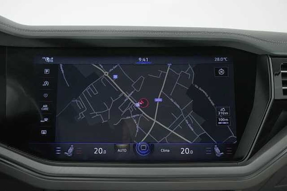 Volkswagen Touareg usata a Como (20)