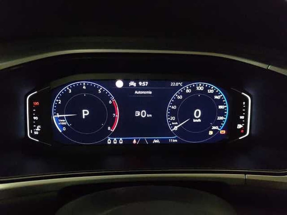 Volkswagen T-Roc nuova a Como (16)
