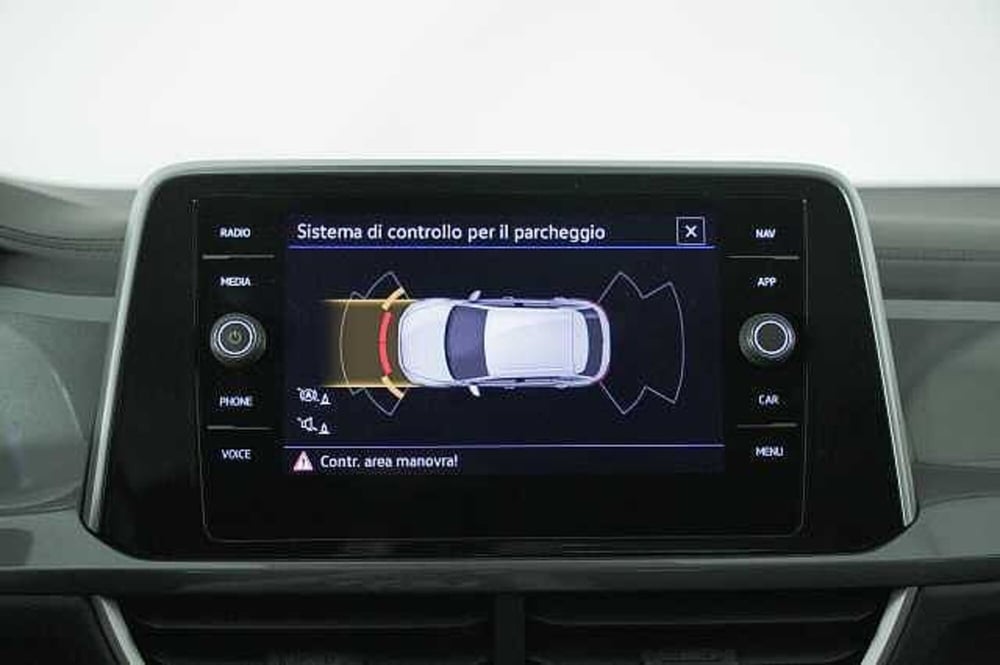 Volkswagen T-Roc usata a Como (12)