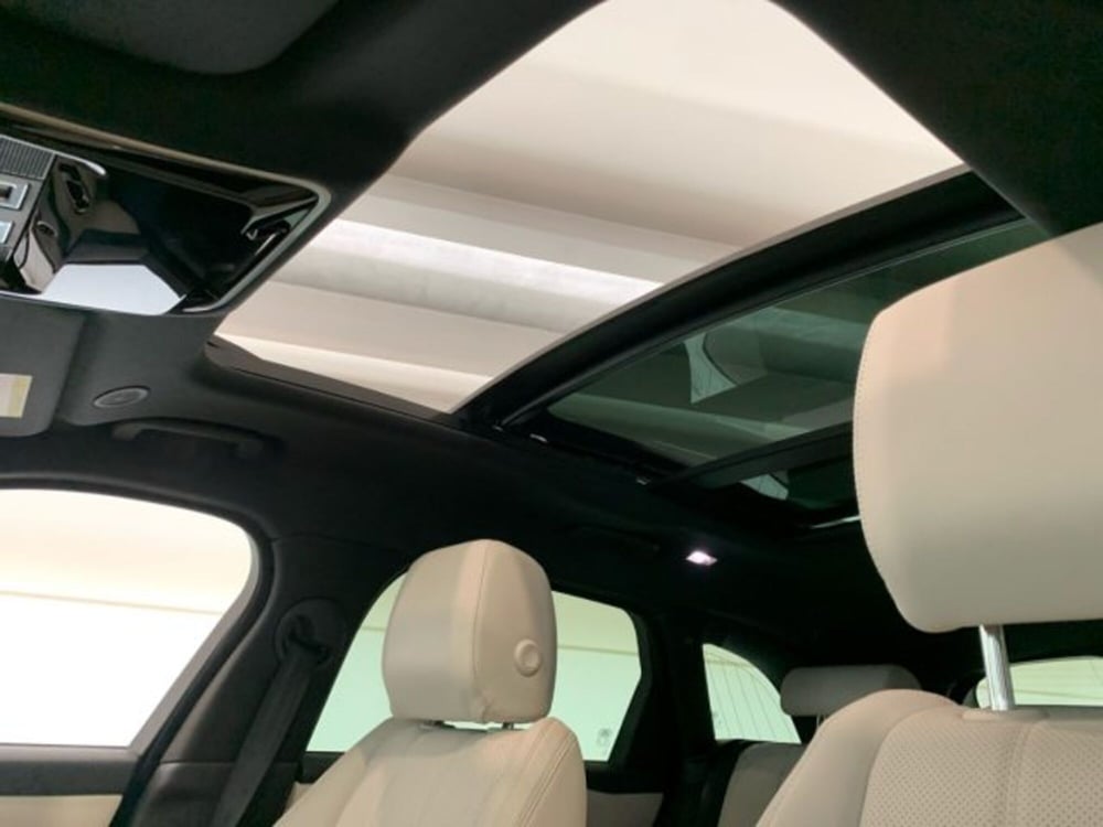 Land Rover Range Rover Velar usata a Livorno (13)