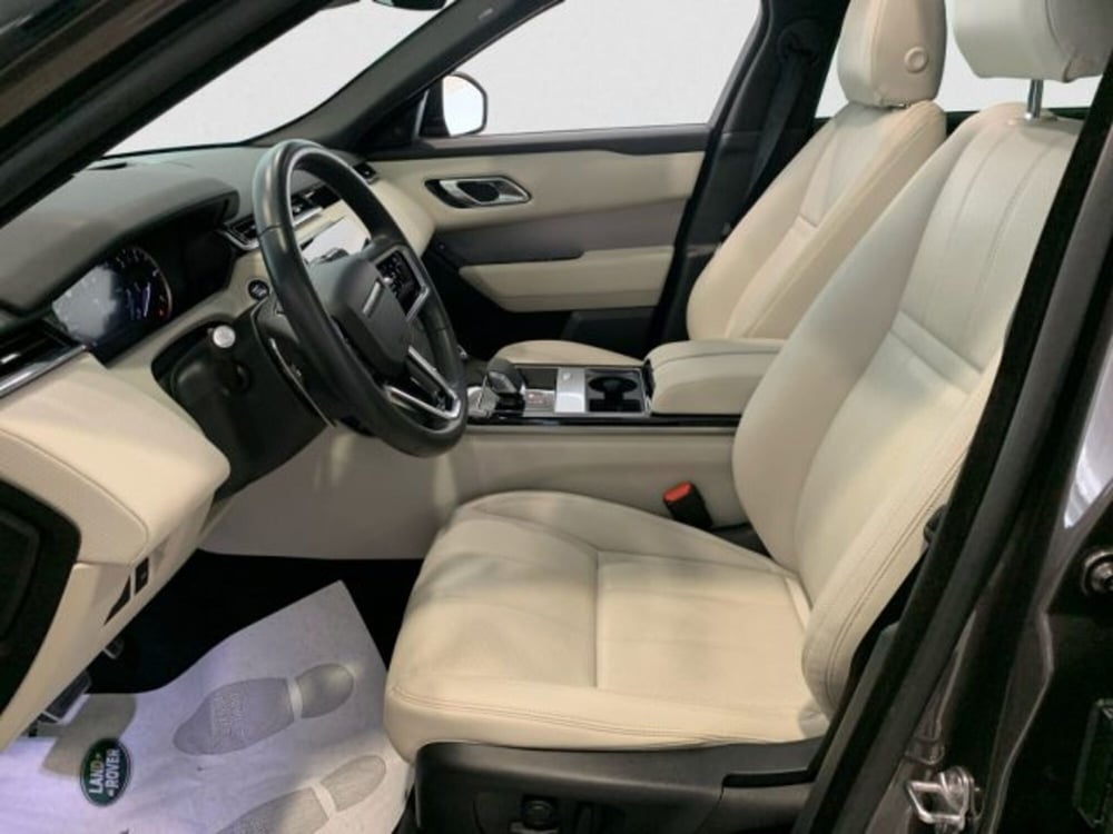 Land Rover Range Rover Velar usata a Livorno (14)