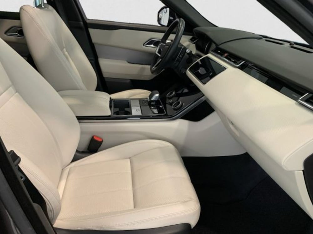 Land Rover Range Rover Velar usata a Livorno (3)