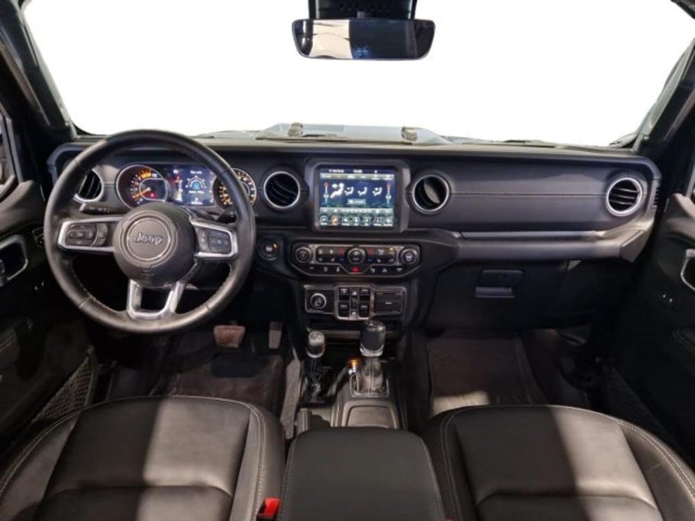 Jeep Gladiator usata a Livorno (10)