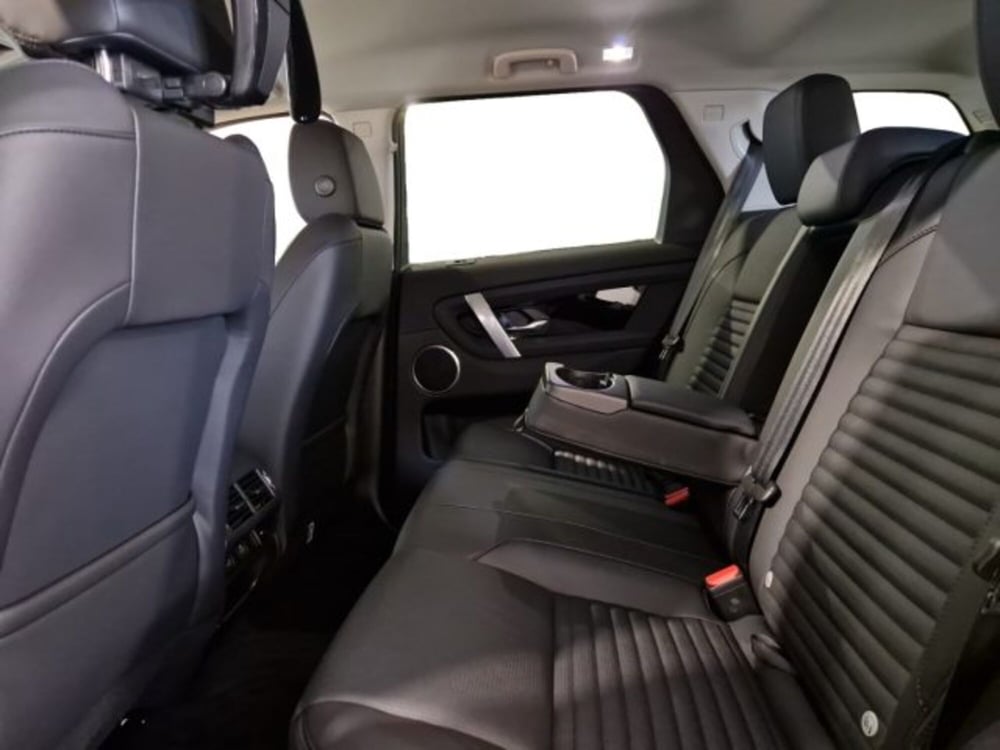 Land Rover Discovery Sport usata a Livorno (5)