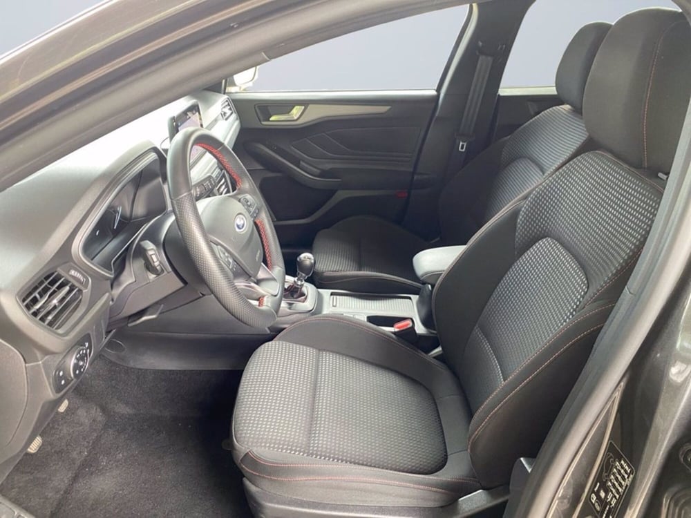 Ford Focus usata a Milano (9)