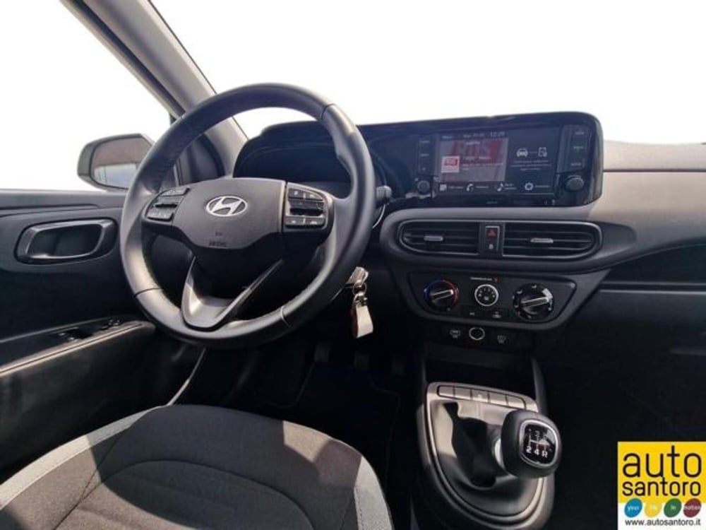 Hyundai i10 nuova a Salerno (13)