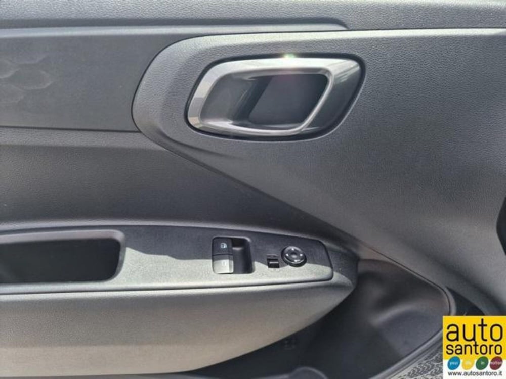 Hyundai i10 nuova a Salerno (16)