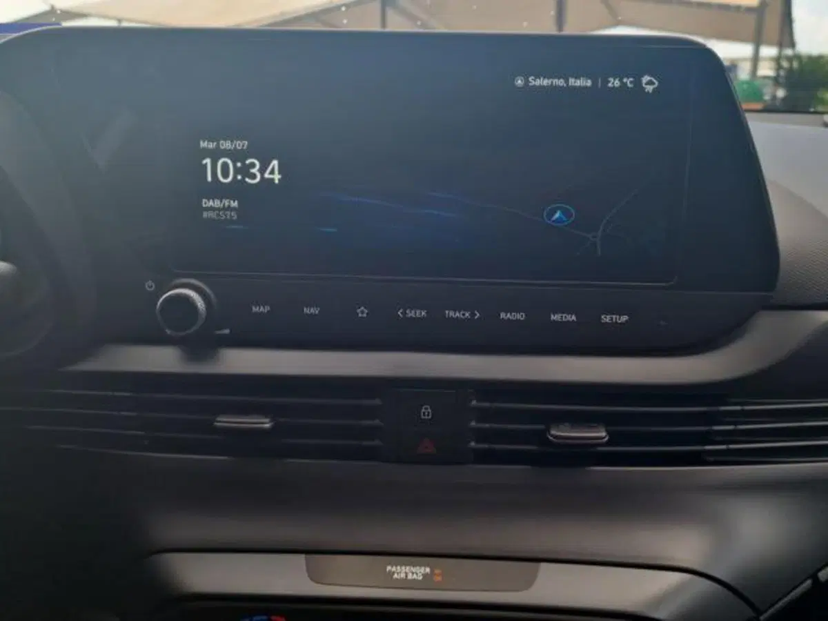 Hyundai Bayon nuova a Salerno (16)