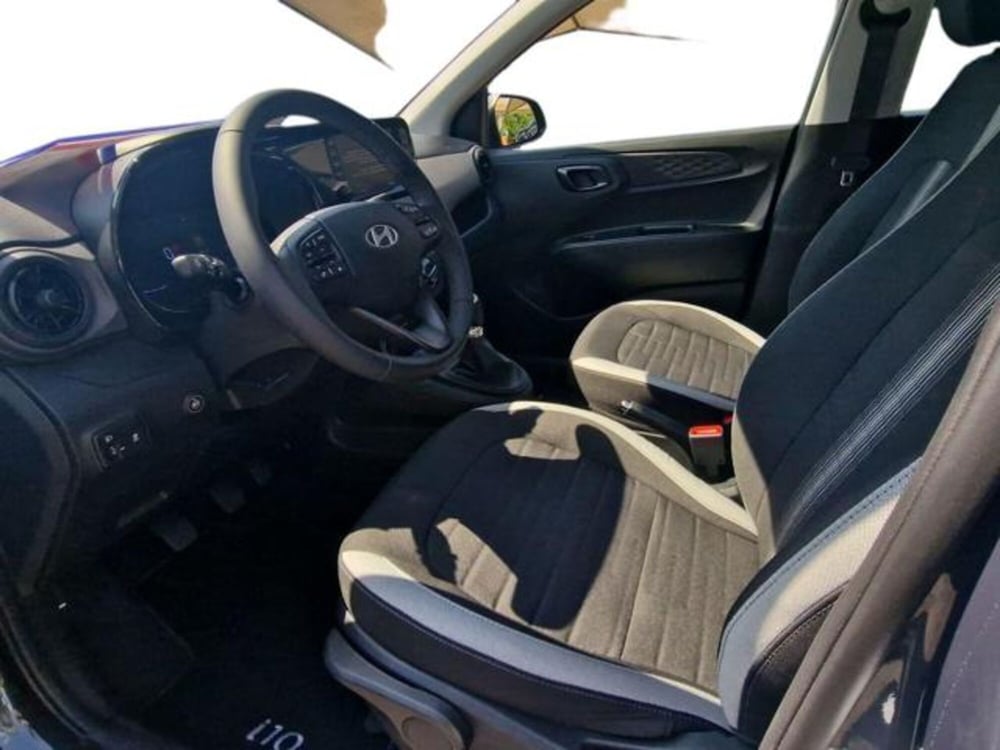 Hyundai i10 nuova a Salerno (9)