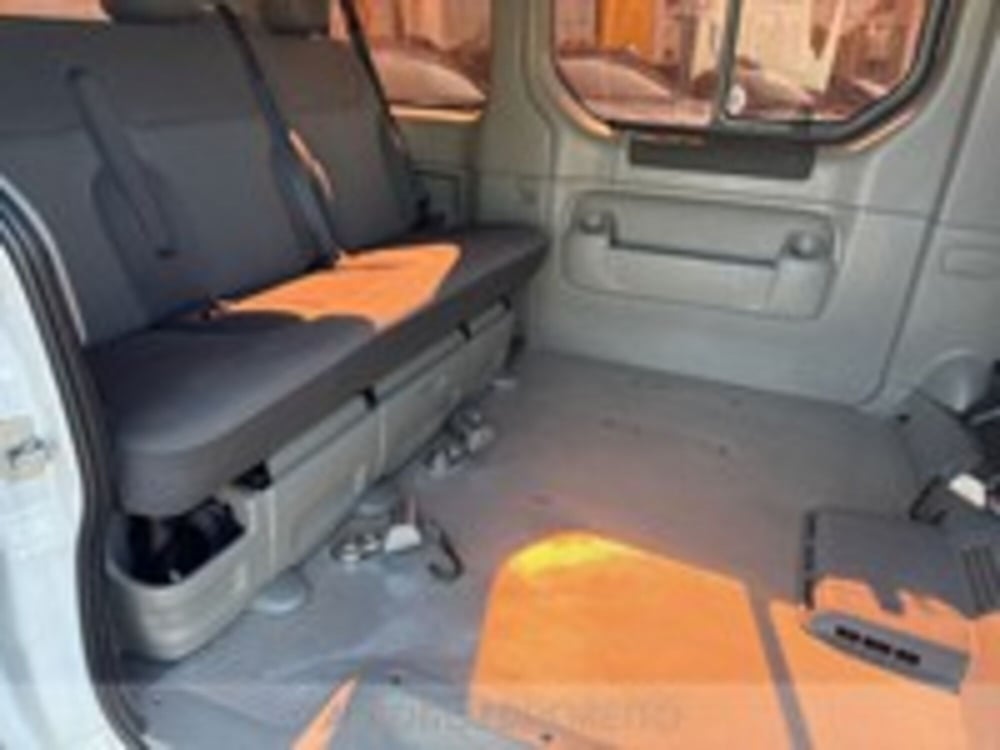 Opel Vivaro Furgone usata a Udine (7)