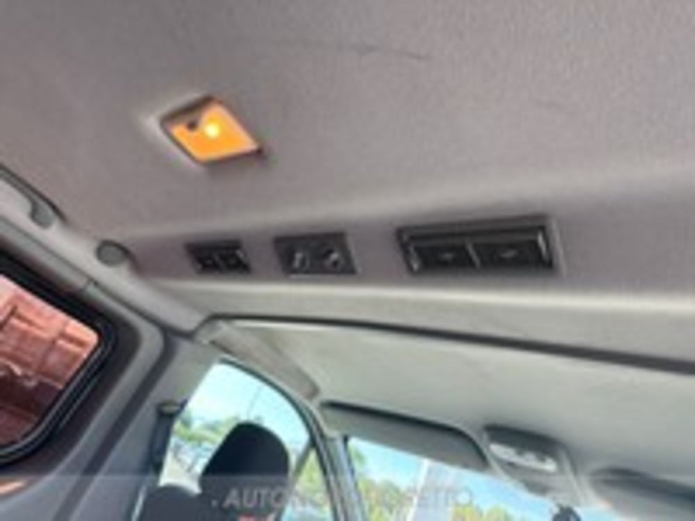 Opel Vivaro Furgone usata a Udine (9)
