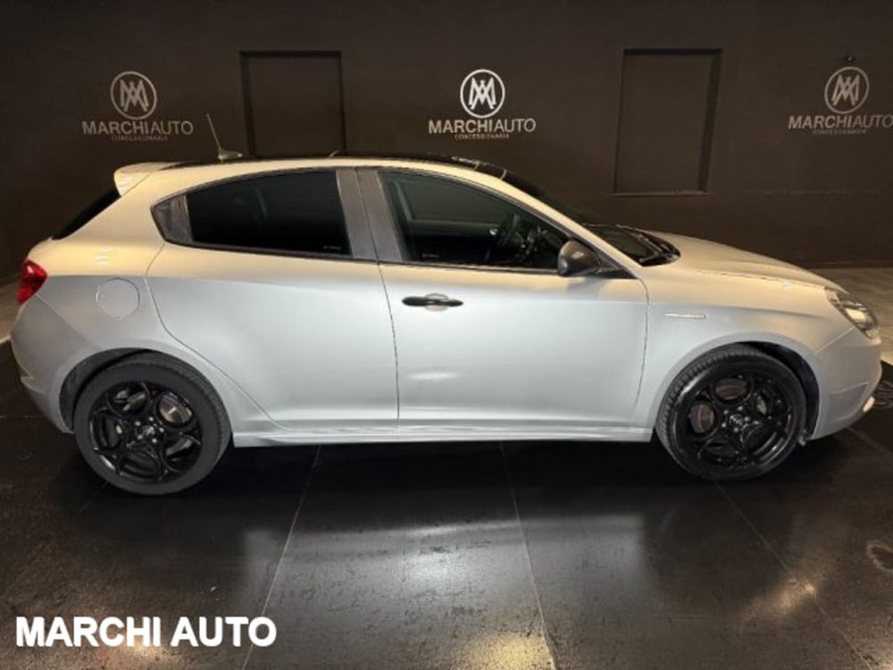 Alfa Romeo Giulietta usata a Perugia (4)