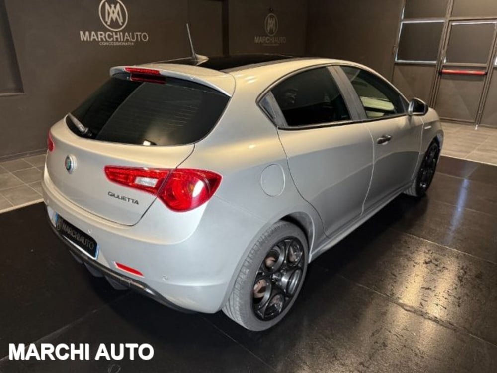 Alfa Romeo Giulietta usata a Perugia (5)