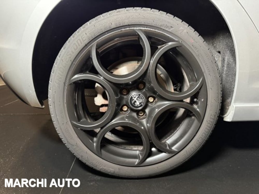 Alfa Romeo Giulietta usata a Perugia (9)