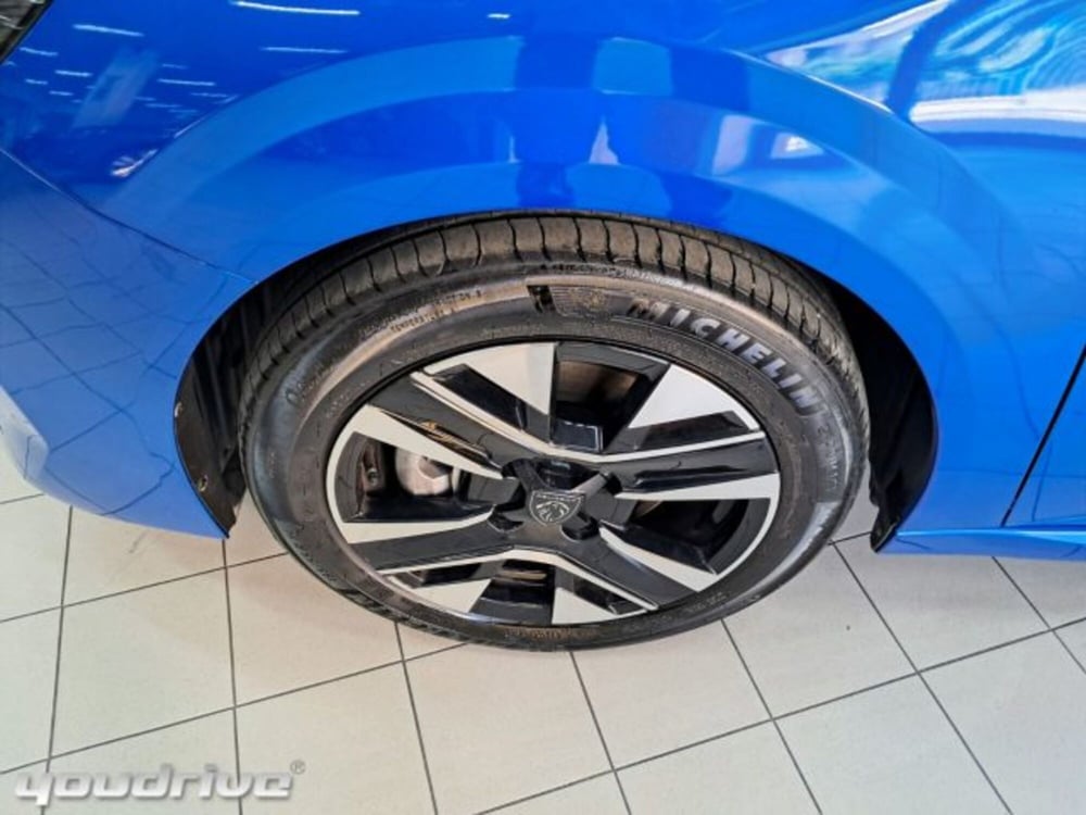 Peugeot 208 usata a Napoli (16)