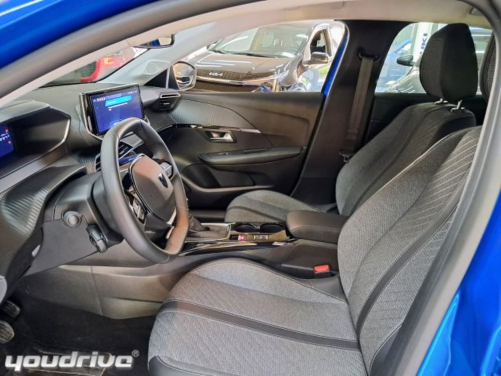 Peugeot 208 usata a Napoli (7)