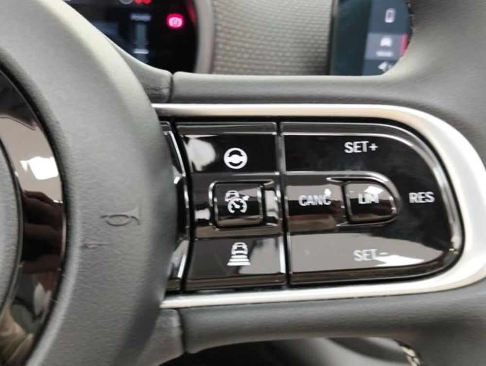 Fiat 500e Cabrio usata a Como (11)