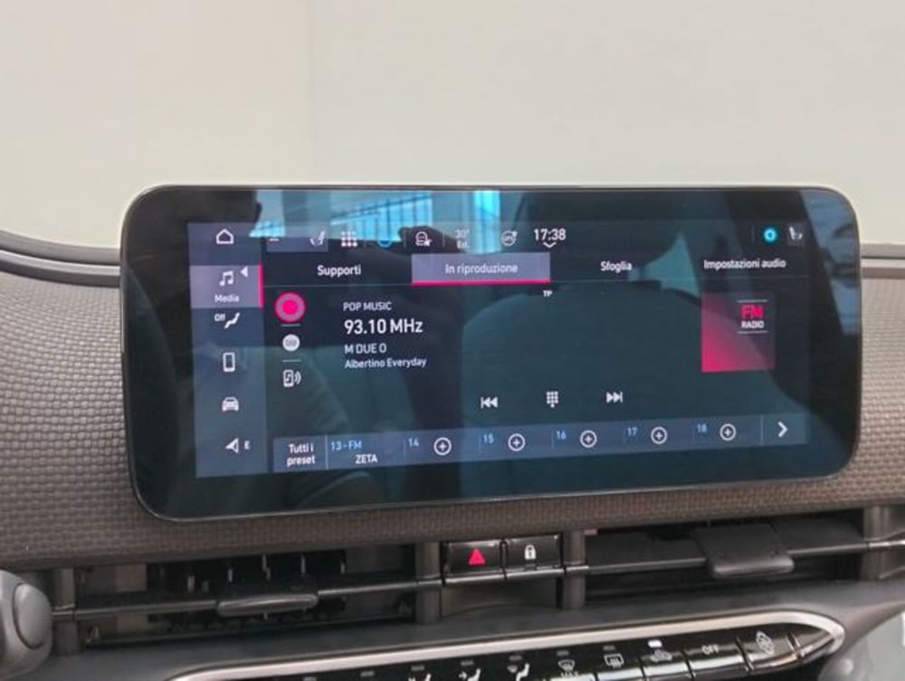 Fiat 500e Cabrio usata a Como (13)