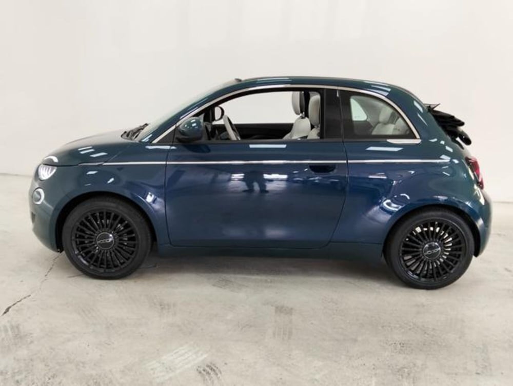 Fiat 500e Cabrio usata a Como (8)