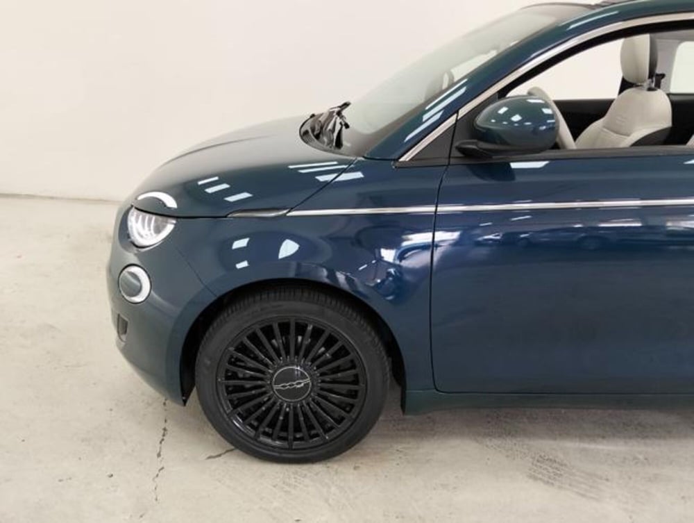 Fiat 500e Cabrio usata a Como (9)