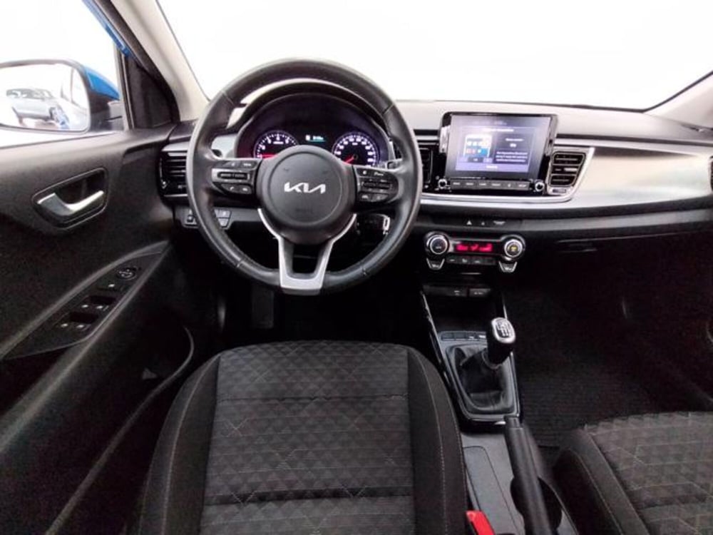 Kia Rio usata a Como (10)