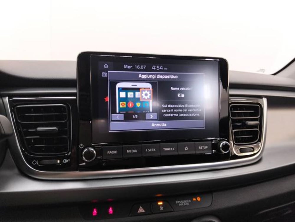 Kia Rio usata a Como (14)