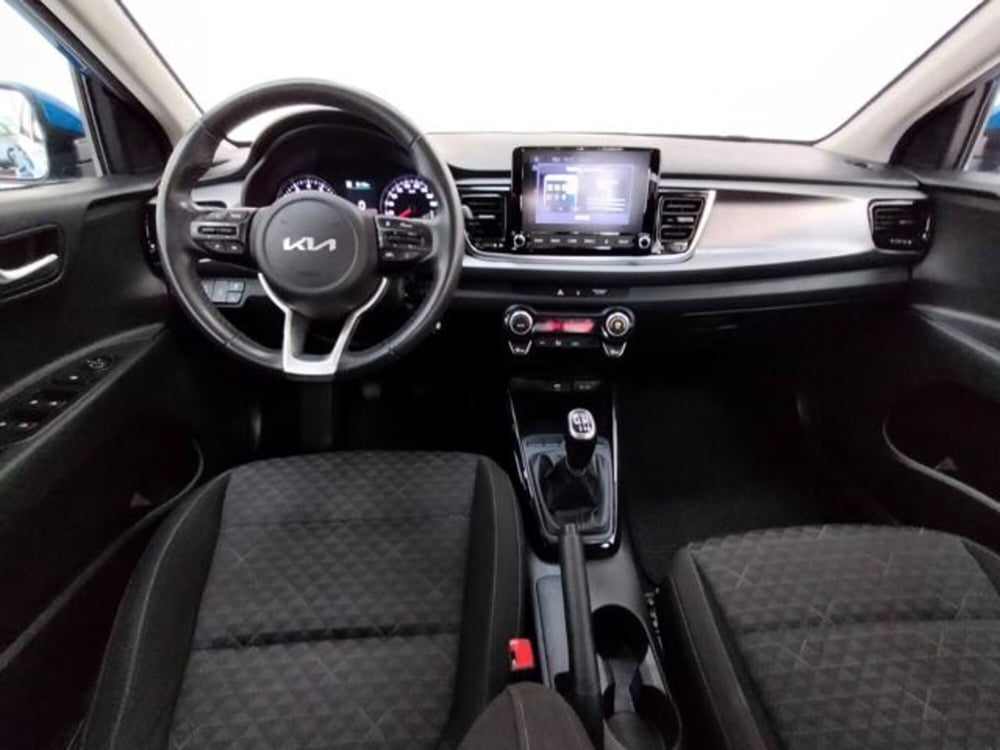 Kia Rio usata a Como (4)
