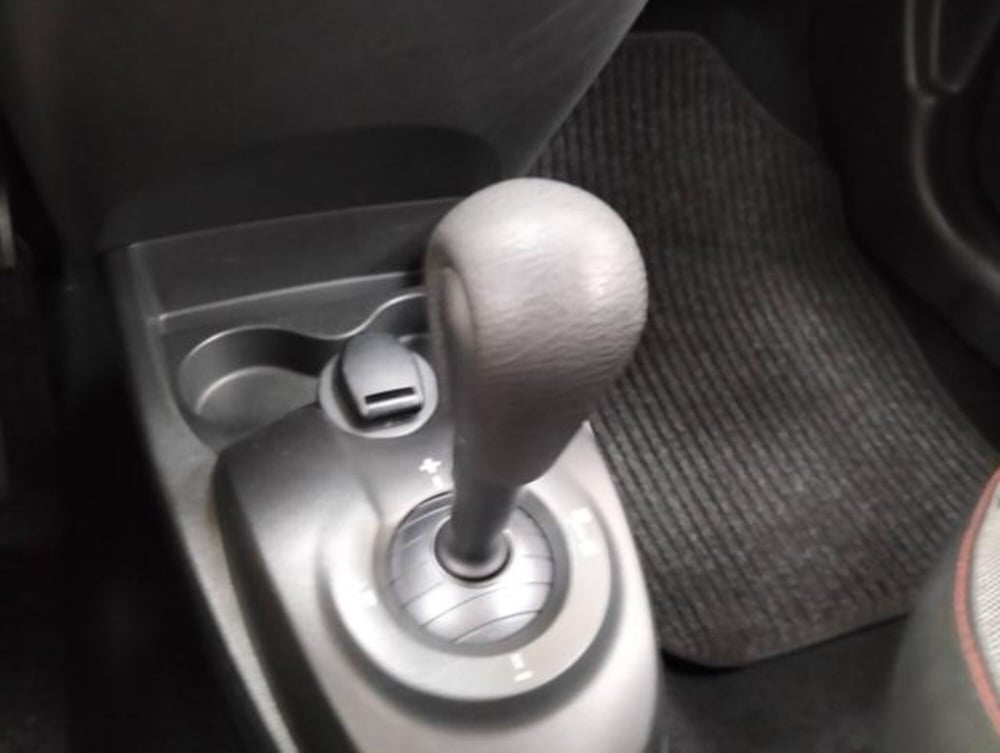 Renault Twingo usata a Como (13)