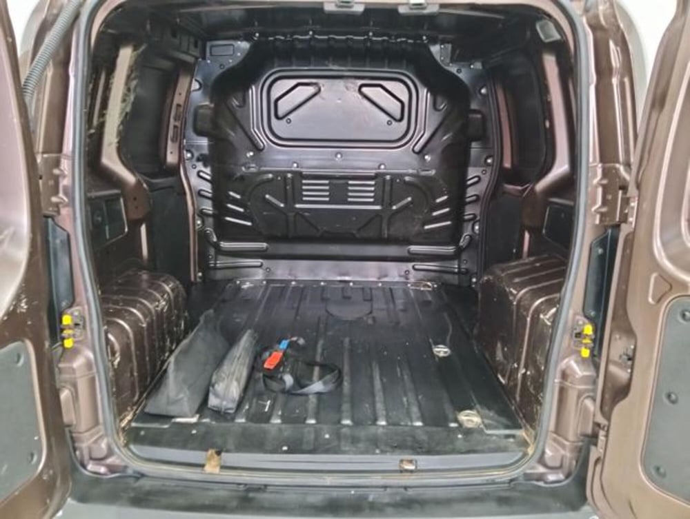 Fiat Fiorino usata a Como (13)