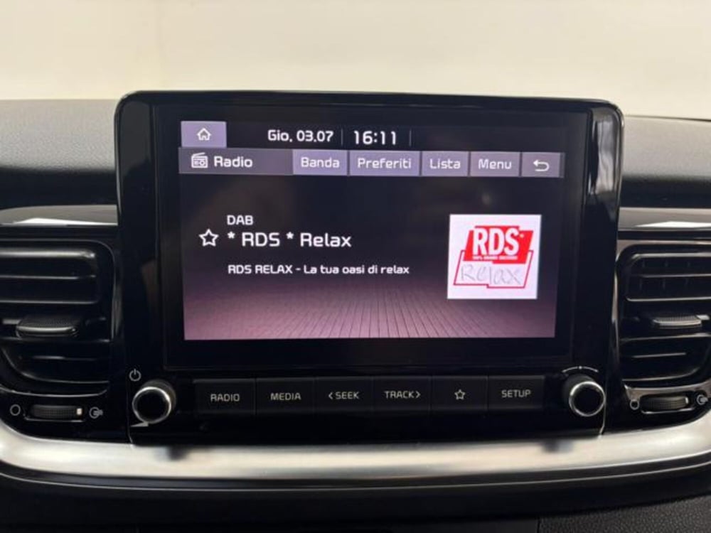 Kia Stonic usata a Como (14)